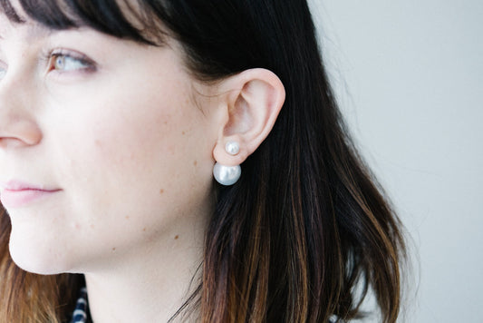 Aretes de doble perla